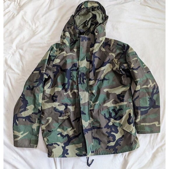 US Military Army Parka Jacket Cold Weather Woodland Camouflage Large/Long - Picture 1 of 7